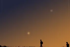 星空有约丨20日金星合月，西边天空上演“深情遥望”图片