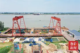 重点项目追踪：观音寺长江大桥建设如火如荼图片