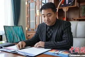 西藏民营企业家马文军的“一碗面”和“一片林”图片