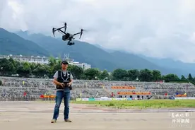 开屏调查｜随心飞？无人机偷拍他人隐私如何维权？律师支招图片