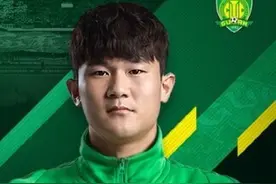 从北京国安到拜仁慕尼黑，韩国中后卫金玟哉做对了什么图片