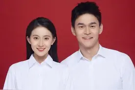 祝福！孙杨张豆豆官宣结婚，晒结婚证配文：抬头见喜，喜上眉梢图片