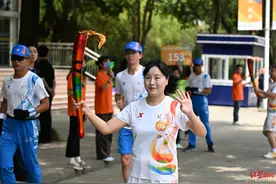 我是大运火炬手丨成都AG俱乐部创始人姜亚斐：希望电竞能成为大运会竞赛项目图片