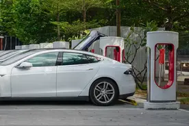 争夺“经济第一城”，京沪靠什么？图片