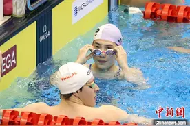 福冈游泳世锦赛：游泳比赛开赛在即 张雨霏赛场热身图片