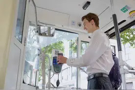 支付宝：外国人来中国，购物打车坐地铁都能使用支付宝图片