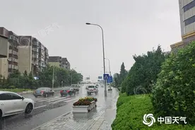 辽宁西部普遍大到暴雨局地遭遇特大暴雨 强降雨将持续至明晨图片