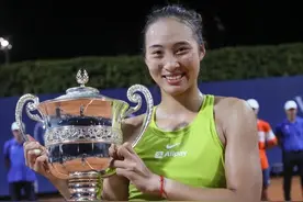 祝贺！郑钦文拿下职业生涯首冠图片