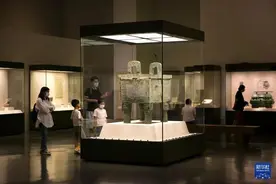 人民日报：“穿拖鞋谢绝入内”，读懂国博新规的新期待图片