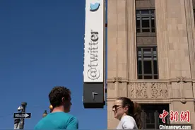 美国推特公司名称及标识变更为“X”图片