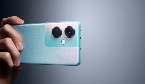 ����2000Ԫ�����콢������ OPPO K11�����ж��¾���