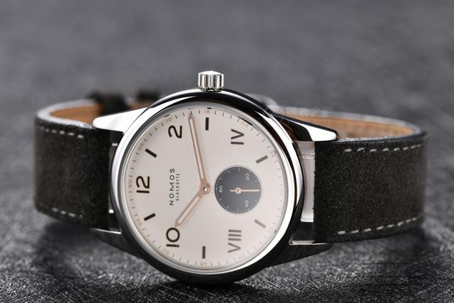 ����ֵ����ֻ�����û��˵ Ʒ��NOMOS Clubϵ��С����