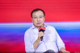 卢森地板陆珂出席香山思辩会：外部市场环境不断变化 品牌仍然属于消费者图片