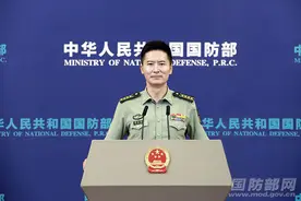 国防部建军节寄语：长风万里 昂扬奋进 铁马金戈 卫我山河图片