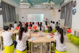 广州市公用事业技师学院：以特色国防教育激发爱党强国的青春之志图片