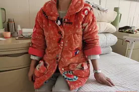 女子生怪病18年，三伏天要穿棉袄贴暖宝宝图片