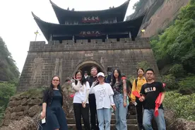 殷殷嘱托巴蜀回响｜古蜀道为何重要？古籍专家王小红：作为线性文化遗产，重要性不亚于京杭大运河图片