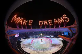 神鸟飞舞，熊猫会友，蜀锦延绵…成都大运会营造文化“燥”热氛围图片