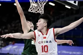 图说大运丨成都大运会男篮 中国不敌立陶宛图片