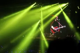 演唱会强实名、不退票合理吗？这一届粉丝开始整顿黄牛了图片