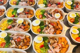 成人小饭桌又香了，但有人欢喜有人愁图片