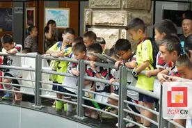 探寻恐龙足迹 自贡恐龙博物馆开展特色教育活动图片