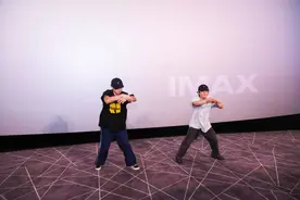 《热烈》举办南京“大型蹦迪趴”，街舞大赛片段获赞“年度名场面”图片