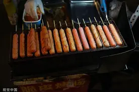 街头网红小吃“淀粉肠”，里面到底有多少肉？图片