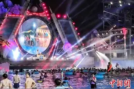 （高质量发展调研行）高质量文旅如何点燃古城“夜经济”？探访襄阳华侨城奇幻度假区图片