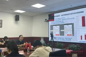 车多货少加剧司机成本压力 公路运价低迷怎么破？ 业内：推动政府、行业、平台协同共治图片