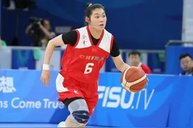 大心脏！张敬一三分7中5贡献21分2板 助中国女篮大运队夺冠图片