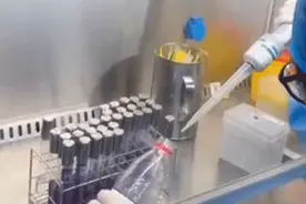 夏季高温，车内被暴晒的矿泉水还能喝吗？上海市消保委出手了→图片