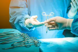 浙江工人手掌被机器铰断，上海四院成功完成断掌再植手术图片