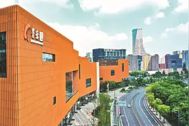 成都让人离不开！外籍人士：活力与安逸并存图片