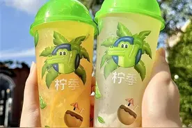 茶饮旺季迎“最火暑期档”，柠季新品椰子系列热度攀升图片