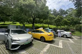 调查丨多地充电桩电价涨幅20%以上，分时电价与行业竞争多方博弈图片