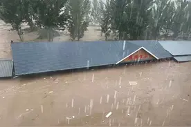 失联的保定涞水县山区：断水断电缺物资图片