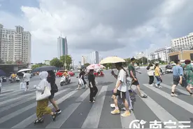 季风低压在北部湾海域形成 南宁周末将迎来强降雨天气过程图片