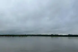 黑龙江多条河流局部站点水位超保证水位或警戒水位图片