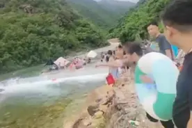 河道涨水4名游客被冲走遇难！紧急提醒→图片