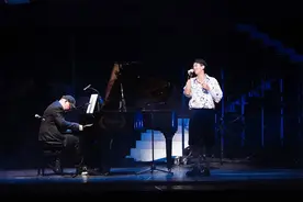 白举纲刘令飞再演《人间失格》，百老汇作曲野角叔来站台图片