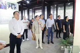 香港大公文汇传媒集团董事长来海宁考察调研图片