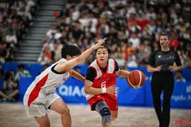 大运快讯｜“雄起”响彻凤凰山，女篮决赛中国队击败日本队夺冠图片