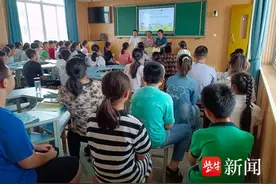 南通通州东社镇：社区联动学校，开展暑期校外辅导站活动图片