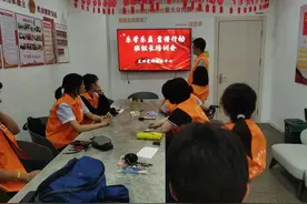 普陀学子们化身“小小志愿者”，在文明实践中绽放青春色彩图片
