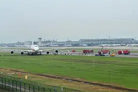 宁波机场：1架外航747货机偏出跑道，已暂停现场所有航班起降图片
