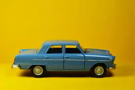 上海警方揭套路租车骗局：低价出租豪车，故意遮挡车损，还车时讹押金图片