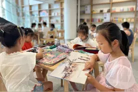 暑期娃娃沉迷手机怎么破？要不要参加“衔接班”？校长声音来了图片