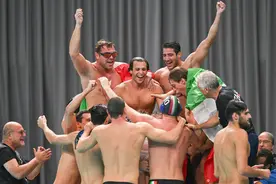 成都大运会最后一枚金牌花落意大利队，中国队在奖牌榜和金牌榜都名列榜首图片