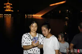 打卡水上“金字塔”，夜游广富林文化遗址公园畅享暑期漫生活图片